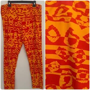 Lularoe Halloween TC2 Leggings, Vampire Teeth